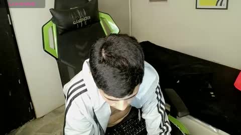 bby-santy online show from November 24, 2025, 8:08 pm