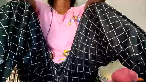 elina_roy03 online show from November 10, 2025, 10:14 am