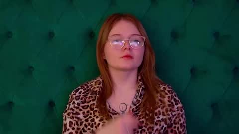 Snapshot of elinavale chatting on March 2, 2026, 7:15 am elinavale online show from March 2, 2026, 7:15 am