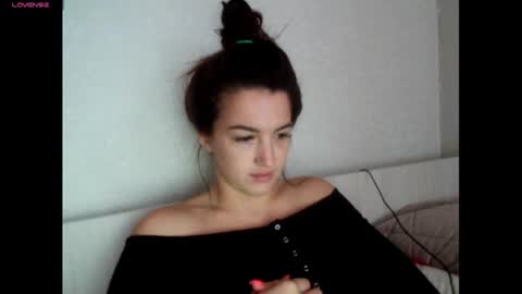Snapshot of elisa_dove208 chatting on September 25, 2025, 3:43 am elisa_dove208 online show from September 25, 2025, 3:43 am
