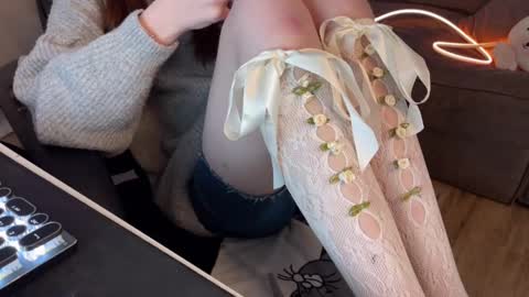 Elisa North online show from March 2, 2025, 11:18 am