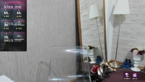 Snapshot of elisabaxter chatting on January 8, 2025, 8:49 am Maria online show from January 8, 2025, 8:49 am