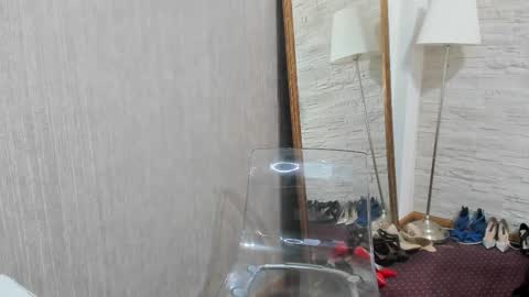 Snapshot of elisabaxter chatting on February 26, 2025, 5:53 am Maria online show from February 26, 2025, 5:53 am