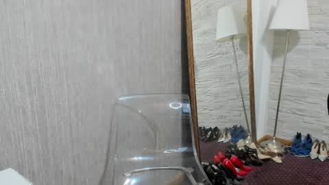 Snapshot of elisabaxter chatting on March 7, 2025, 5:40 am Maria online show from March 7, 2025, 5:40 am