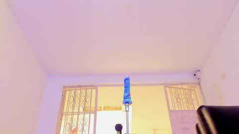 Liss online show from October 4, 2025, 5:00 pm