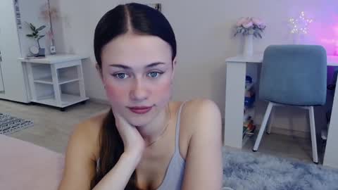 Snapshot of eliscuteblonde chatting on January 11, 2026, 6:18 am Elis online show from January 11, 2026, 6:18 am