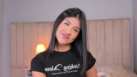 Elise diamond online show from May 26, 2026, 12:17 am