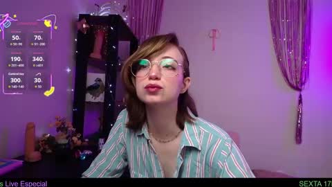 Snapshot of elise_nyx chatting on March 13, 2026, 11:39 am elise_nyx online show from March 13, 2026, 11:39 am