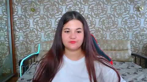elisesmuse online show from July 18, 2026, 12:42 pm
