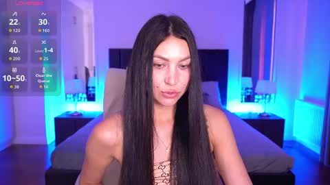 Snapshot of elisevelour chatting on July 6, 2026, 12:46 pm elisevelour online show from July 6, 2026, 12:46 pm