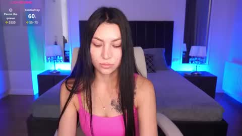 Snapshot of elisevelour chatting on July 14, 2026, 12:11 pm elisevelour online show from July 14, 2026, 12:11 pm