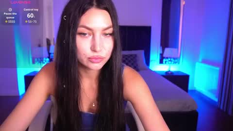 Snapshot of elisevelour chatting on July 21, 2026, 12:07 pm elisevelour online show from July 21, 2026, 12:07 pm