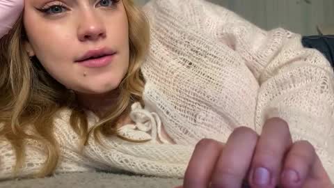 Snapshot of elixiirr chatting on January 6, 2026, 1:26 pm Stephanie online show from January 6, 2026, 1:26 pm