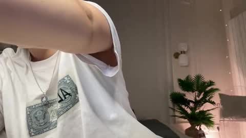 Snapshot of elixiirr chatting on January 11, 2026, 10:37 pm Stephanie online show from January 11, 2026, 10:37 pm