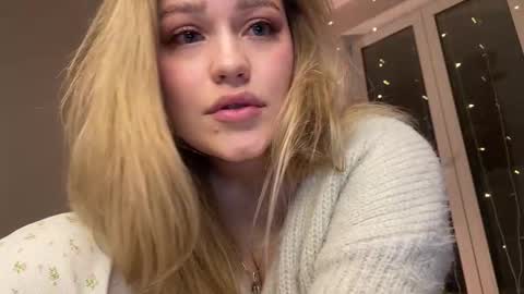 Snapshot of elixiirr chatting on January 13, 2026, 12:05 am Stephanie online show from January 13, 2026, 12:05 am