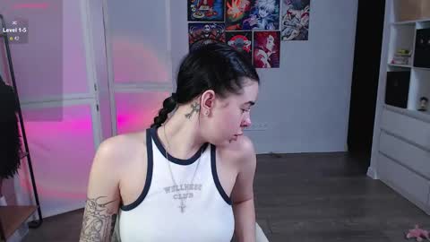 Ari online show from January 23, 2025, 3:11 pm