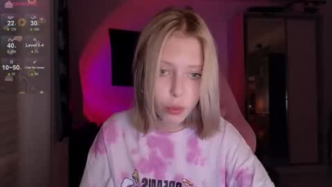 Snapshot of eliza_sadcat chatting on October 22, 2025, 4:51 pm Elizabeth online show from October 22, 2025, 4:51 pm