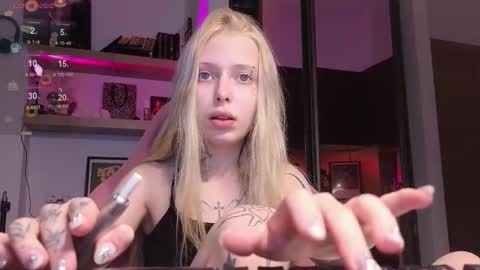 Snapshot of eliza_sadcat chatting on February 12, 2026, 7:20 pm Elizabeth online show from February 12, 2026, 7:20 pm