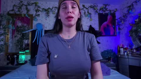 Elizabeth online show from January 16, 2025, 10:23 pm