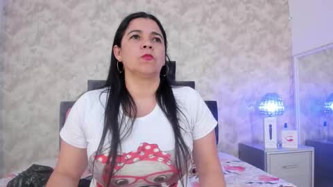 Elizabeth online show from October 29, 2025, 10:44 pm