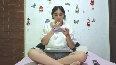 elizabeth online show from December 10, 2024, 8:38 pm