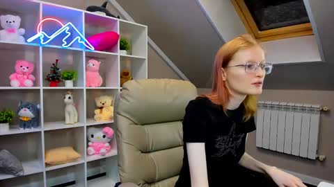 Snapshot of elizabeth_harpper chatting on December 31, 2024, 1:04 am Elizabeth online show from December 31, 2024, 1:04 am