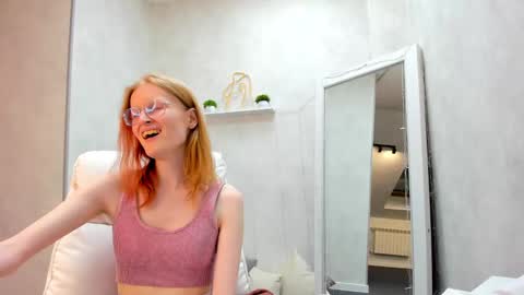 Snapshot of elizabeth_harpper chatting on February 2, 2025, 2:13 pm Elizabeth online show from February 2, 2025, 2:13 pm