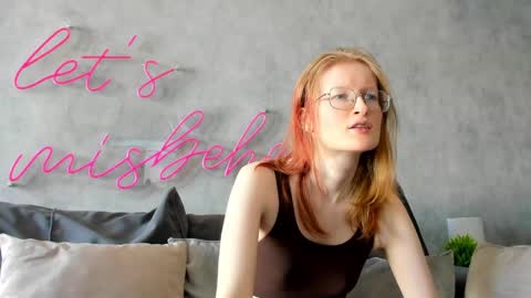 Snapshot of elizabeth_harpper chatting on February 8, 2025, 7:59 am Elizabeth online show from February 8, 2025, 7:59 am