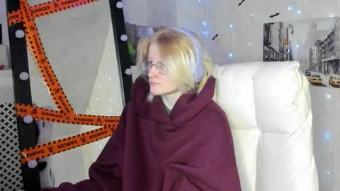 Snapshot of elizabeth_harpper chatting on November 11, 2025, 1:38 am Elizabeth online show from November 11, 2025, 1:38 am
