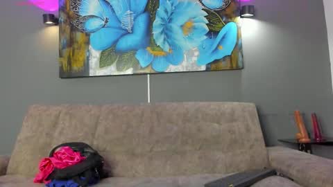 Snapshot of elizabeth_lamer chatting on December 15, 2025, 6:39 am Elizabeth Lamer online show from December 15, 2025, 6:39 am