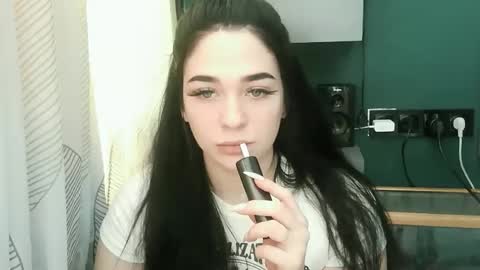 Snapshot of elizabeth_xi chatting on October 7, 2025, 10:34 am elizabeth_xi online show from October 7, 2025, 10:34 am