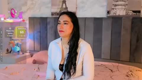 Snapshot of elizabethbennett_l chatting on November 23, 2025, 12:27 pm elizabth online show from November 23, 2025, 12:27 pm