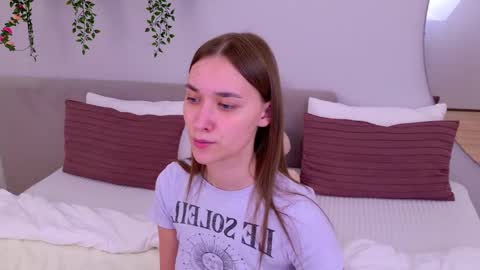 Elizabeth online show from March 5, 2025, 10:32 pm