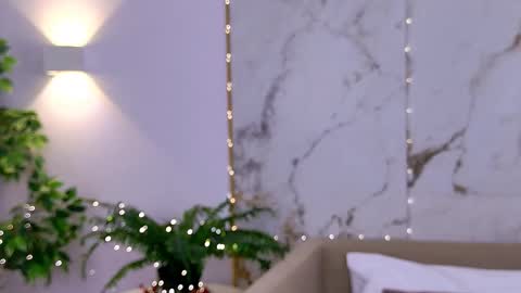 Elizabeth online show from December 22, 2025, 4:15 pm