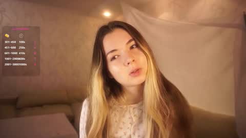 Snapshot of elizabethennals chatting on October 20, 2025, 5:13 pm Elizabeth online show from October 20, 2025, 5:13 pm