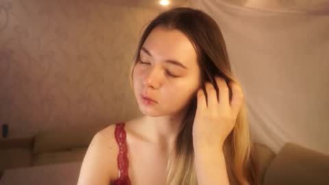 Snapshot of elizabethennals chatting on October 21, 2025, 6:41 pm Elizabeth online show from October 21, 2025, 6:41 pm