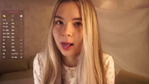 Snapshot of elizabethennals chatting on October 27, 2025, 5:50 pm Elizabeth online show from October 27, 2025, 5:50 pm