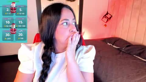 Lucia Vonne online show from December 4, 2025, 1:42 pm