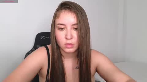 Snapshot of elizabethliones01 chatting on December 14, 2024, 11:45 pm instgram aly leiv17 ---- Im model-independent online show from December 14, 2024, 11:45 pm