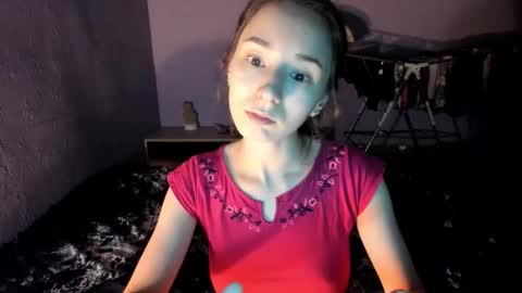 elizabethrice online show from November 9, 2025, 4:49 pm