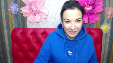 ElizabethSho online show from January 17, 2026, 6:22 pm
