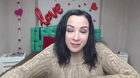 ElizabethSho online show from February 10, 2026, 8:24 pm