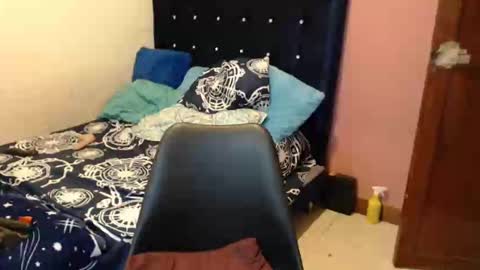 Elizabeth online show from March 10, 2025, 2:05 pm