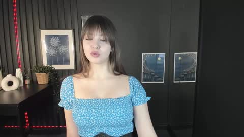 Eliza online show from January 23, 2025, 1:02 pm