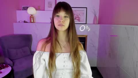 Eliza online show from February 18, 2025, 1:33 pm