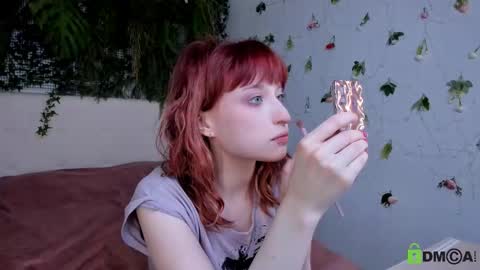 Snapshot of elizanik chatting on February 12, 2026, 11:44 pm Eliza online show from February 12, 2026, 11:44 pm