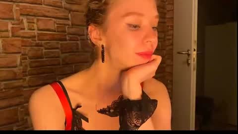 Snapshot of elizastorm chatting on July 5, 2026, 10:06 pm Eliza online show from July 5, 2026, 10:06 pm
