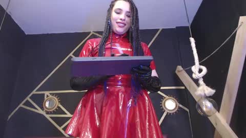 Snapshot of elizatex chatting on December 5, 2024, 2:42 am online show from December 5, 2024, 2:42 am