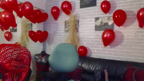 Snapshot of elizatex chatting on February 19, 2025, 9:14 pm online show from February 19, 2025, 9:14 pm