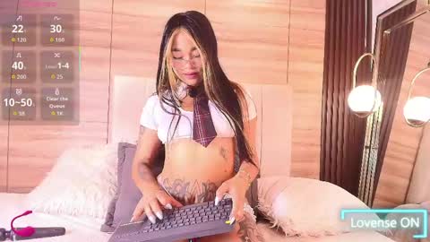 elizbeth_777 online show from May 30, 2026, 2:08 am